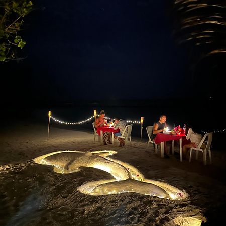 Bougainvillea Inn - Maldives フリドゥ エクステリア 写真